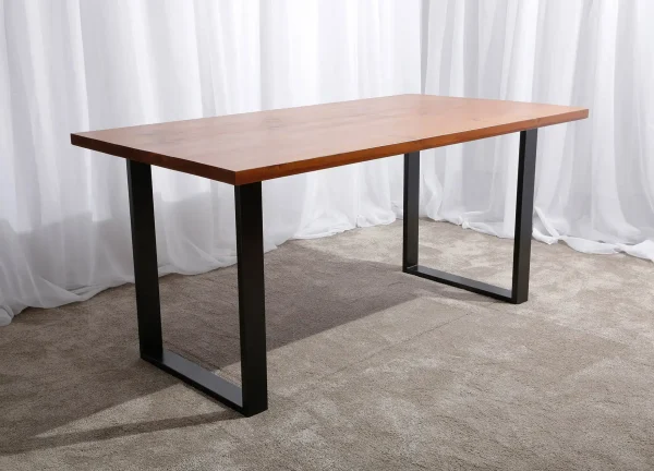 hepworth-wood-dining-table bonzerbeds.co.uk